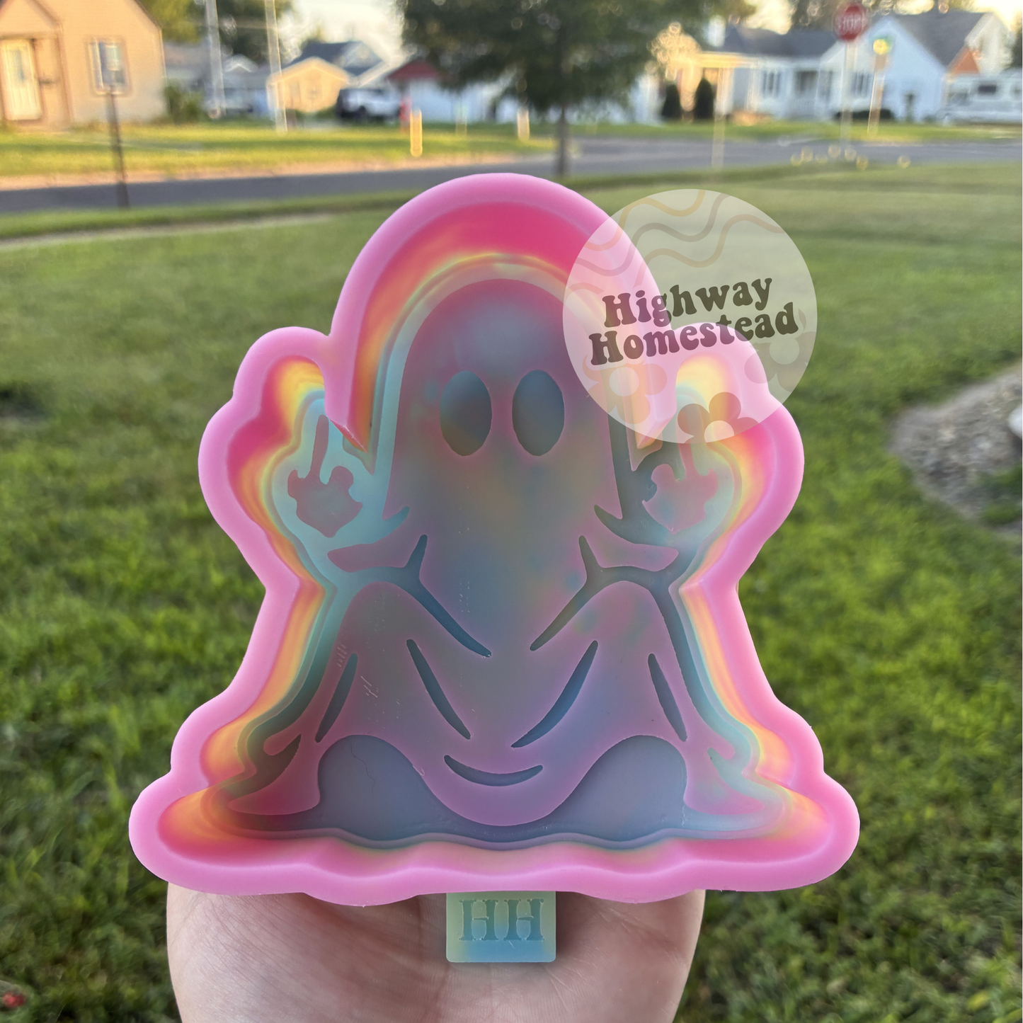 Middle Finger Sitting Ghost Freshie Mold