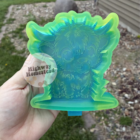 Baby Highland Cow Freshie Mold