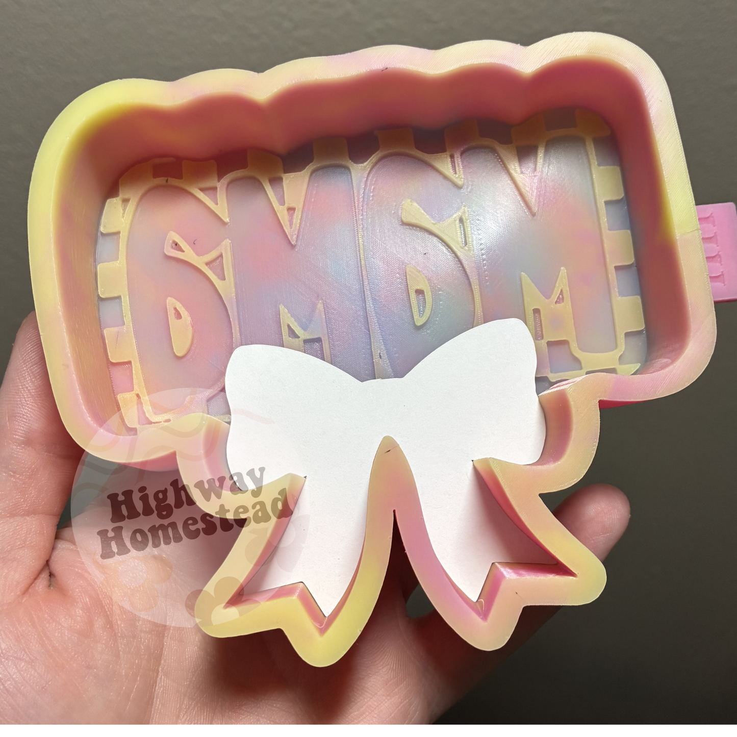 Mama Bow Checkered - Cardstock