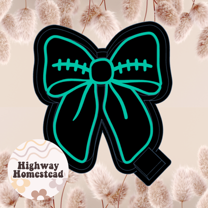 Football Laces Bow Freshie Mold